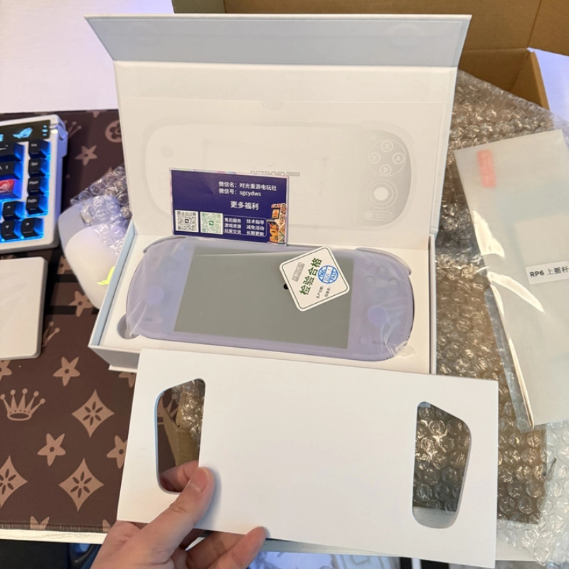 NEW in Stock Retroid Pocket 6  - Gaming Console Handheld Android recension och pris